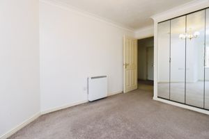 BEDROOM- click for photo gallery